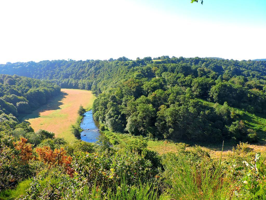 Gite Dans Les Alpes Mancelles Gesnes-le-Gandelin Exterior foto